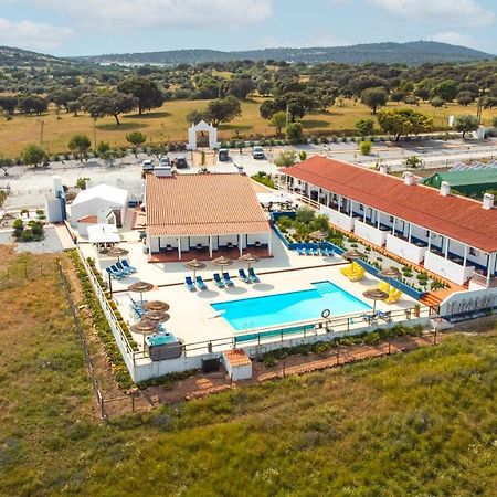 Monte Da Cabeca Gorda Bed & Breakfast Alcacovas Exterior photo