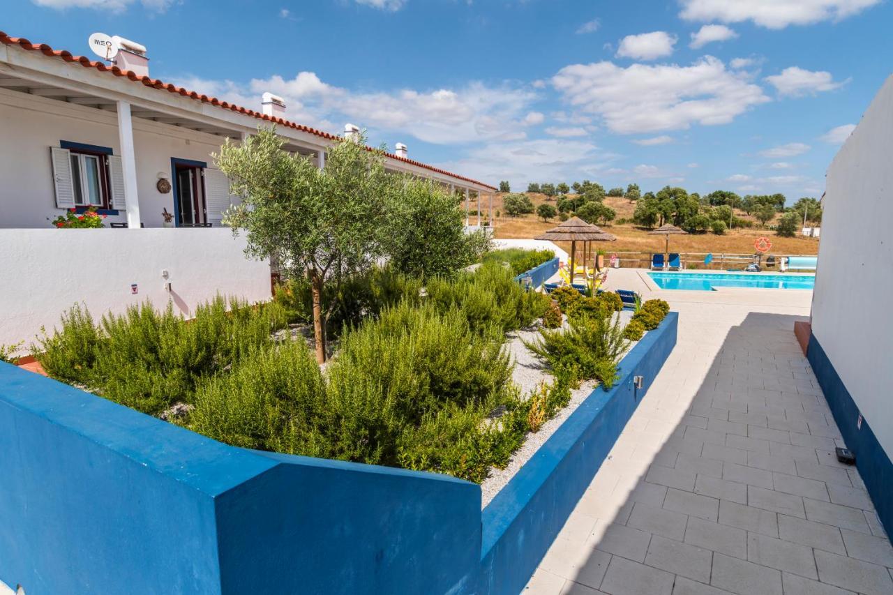 Monte Da Cabeca Gorda Bed & Breakfast Alcacovas Exterior photo