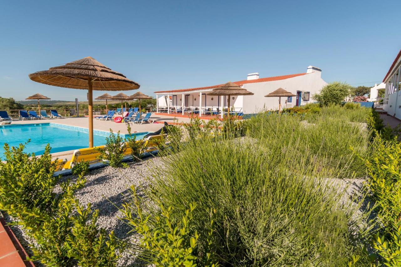 Monte Da Cabeca Gorda Bed & Breakfast Alcacovas Exterior photo